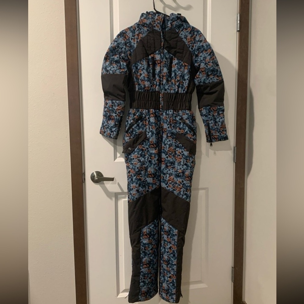 (SOLD) FREE PEOPLE ALL PREPPED SKI SUIT **Size XS**